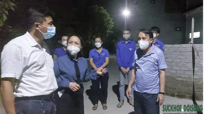 Nghệ An bất ngờ xuất hiện ca cộng đồng, một gia đình 8 người mắc COVID-19