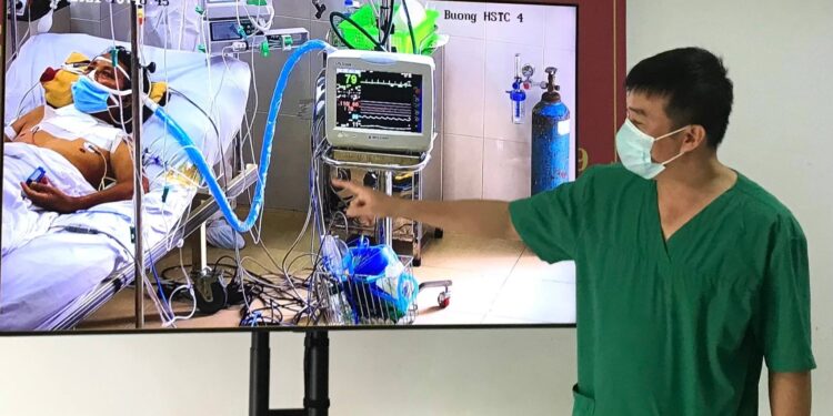 4 bệnh nhân COVID-19 nặng đã cai ECMO, máy thở, sắp được xuất viện