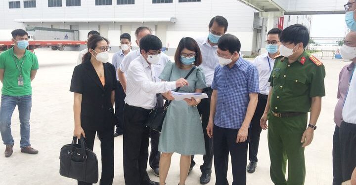 Chủ tịch UBND tỉnh Bắc Giang: Các doanh nghiệp phải đặt nhiệm vụ phòng, chống dịch lên mức cao nhất