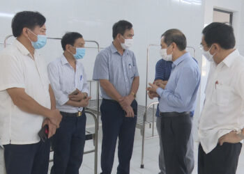 Kiểm tra Bệnh viện điều trị COVID-19 và công tác bầu cử đối với các trường hợp cách ly tại huyện Kỳ Anh và thị xã Kỳ Anh