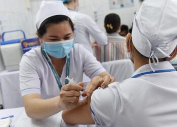 Hải Dương: Gần 44.500 người được tiêm vắc xin phòng COVID-19, sẽ tiêm xong trước 15/5