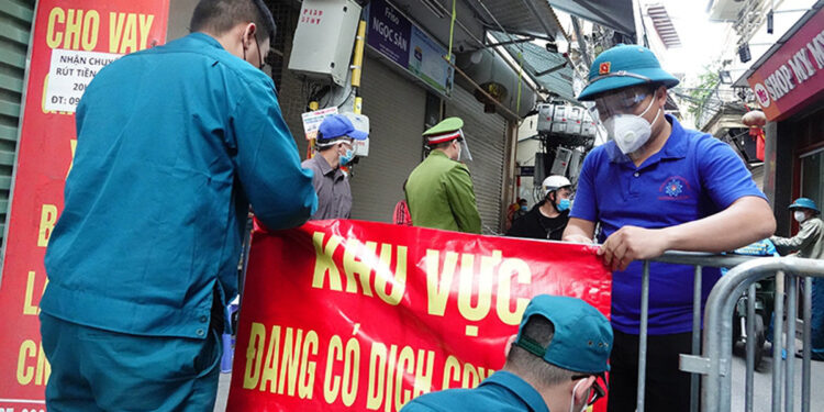 Mới: Hà Nội công bố 2 phường nguy cơ cao vì có nhiều ca cộng đồng