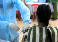 Thừa Thiên Huế: Tiêm vaccine phòng COVID-19 cho hàng trăm phạm nhân