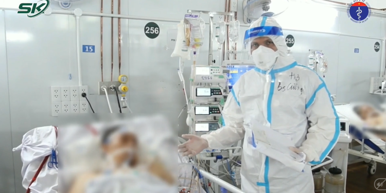 Bên trong Trung tâm Hồi sức tích cực COVID-19 BV Bạch Mai tại TP.HCM