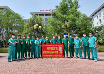 TS.BS Nguyễn Thanh Xuân: Khó khăn không làm chùn chân thầy thuốc trẻ