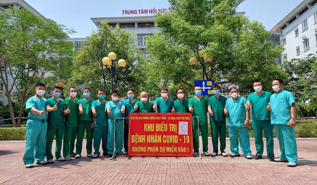 TS.BS Nguyễn Thanh Xuân: Khó khăn không làm chùn chân thầy thuốc trẻ