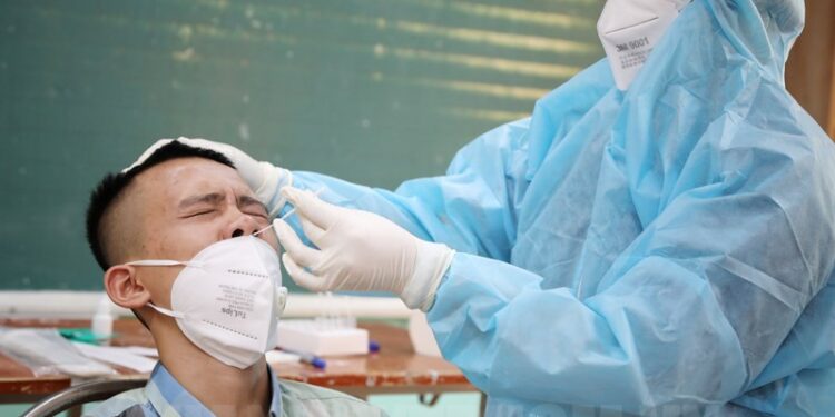 Những điều F1 cần biết: Thế nào là F1, cách ly ra sao?