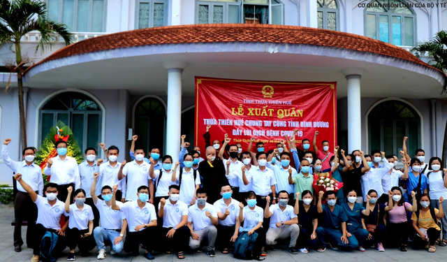 Lần thứ 5, đoàn cán bộ y tế Thừa Thiên Huế chi viện miền Nam chống dịch