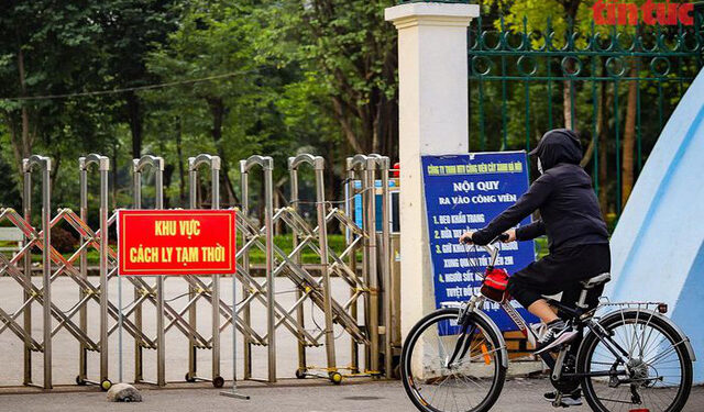 Hà Nội phong tỏa Công viên Cầu Giấy do có 4 ca mắc COVID-19 đến chơi