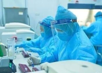 Hà Nội vượt mốc 100.000 ca; gần 1,6 triệu người tiêm mũi 3 vaccine COVID-19