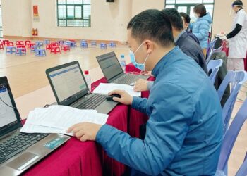 Sau một ngày triển khai đồng loạt, Phú Thọ tiêm được 37.863 mũi 1 vaccine cho học sinh cấp 2,3